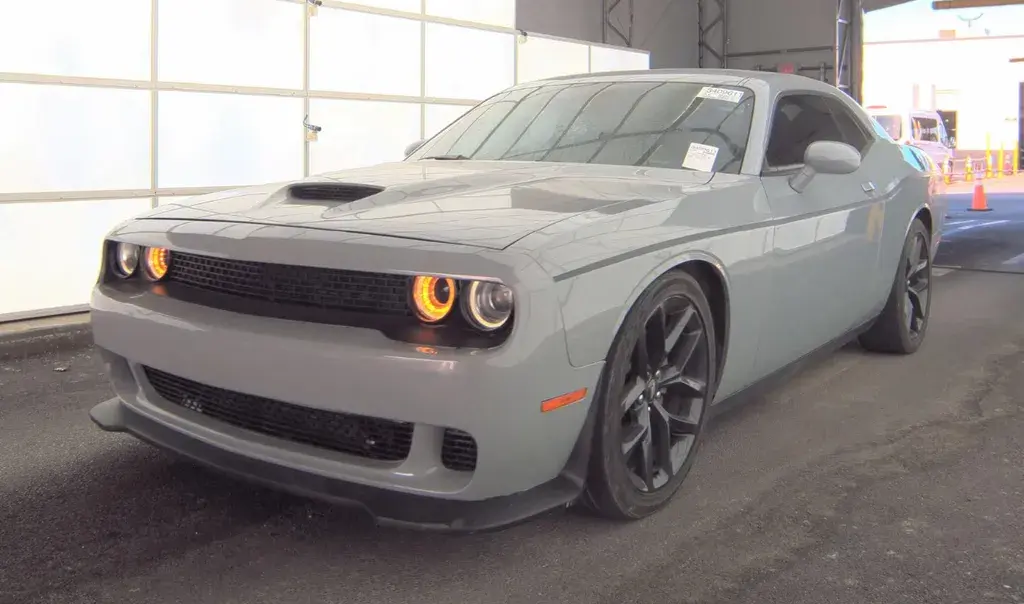 2021 Dodge Challenger GT Auto photo 3