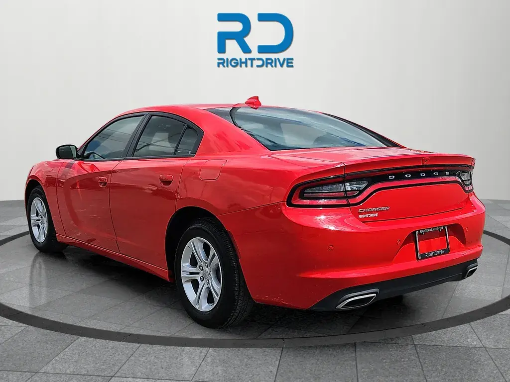 2023 Dodge Charger SXT photo 4