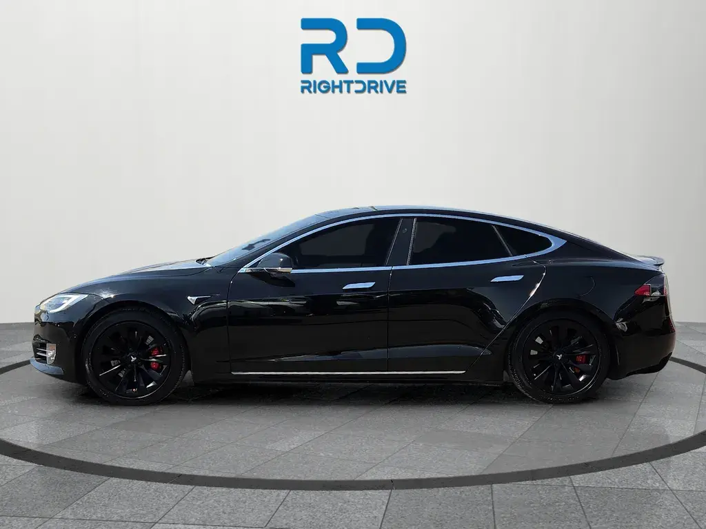 2021 Tesla Model S Performance photo 5