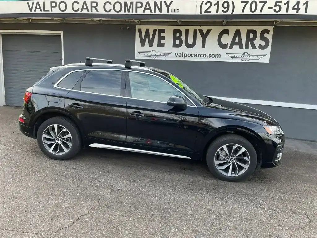 2021 Audi Q5 45 Premium Plus's photo