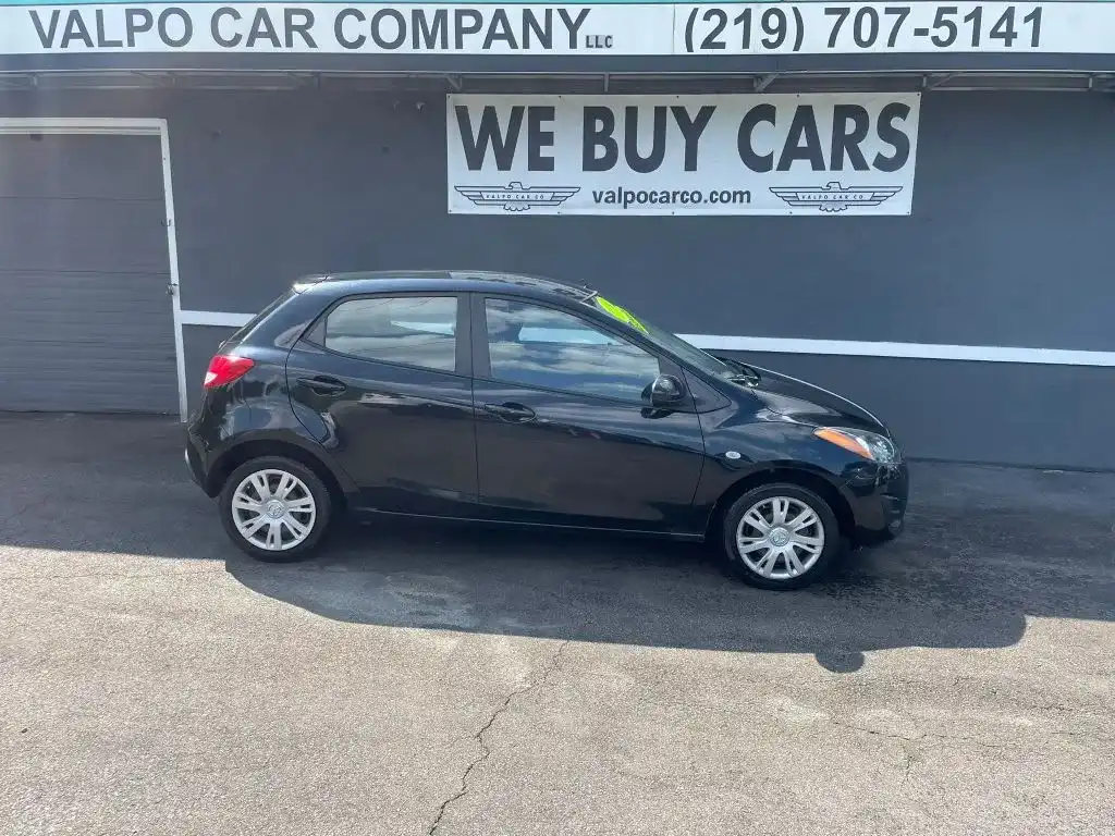 2014 Mazda Mazda2 Sport 5-Door Auto's photo