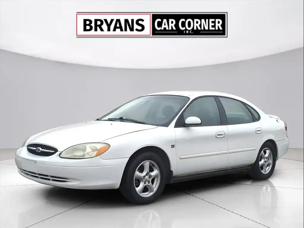 2002 Ford Taurus SES Deluxe's photo
