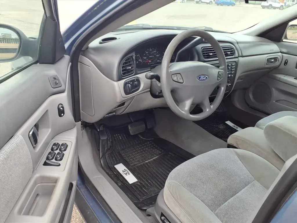 2000 Ford Taurus SES photo 4