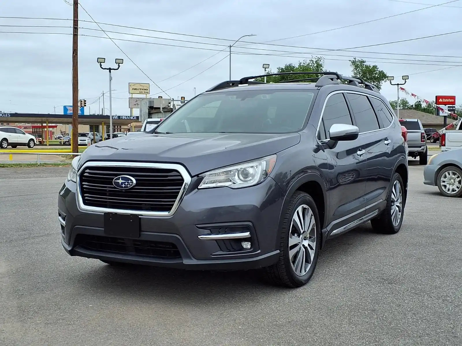 2022 Subaru Ascent Touring's photo