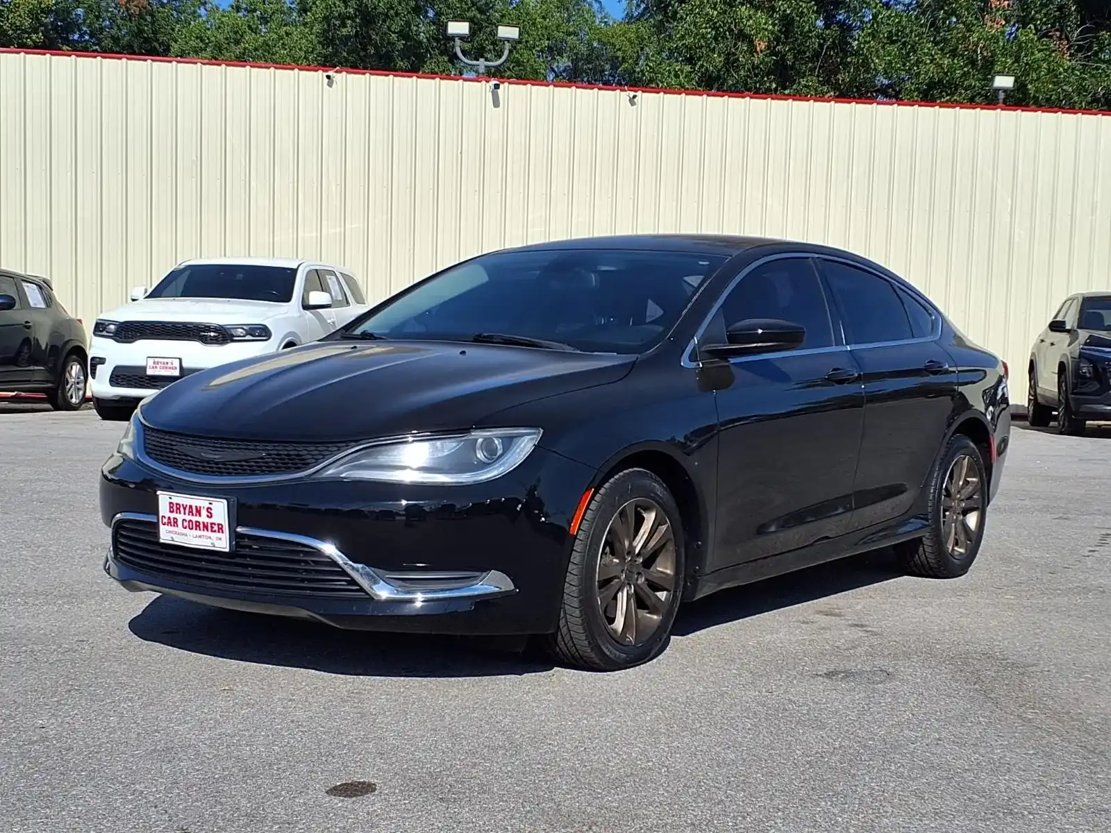 2015 Chrysler 200 Limited's photo