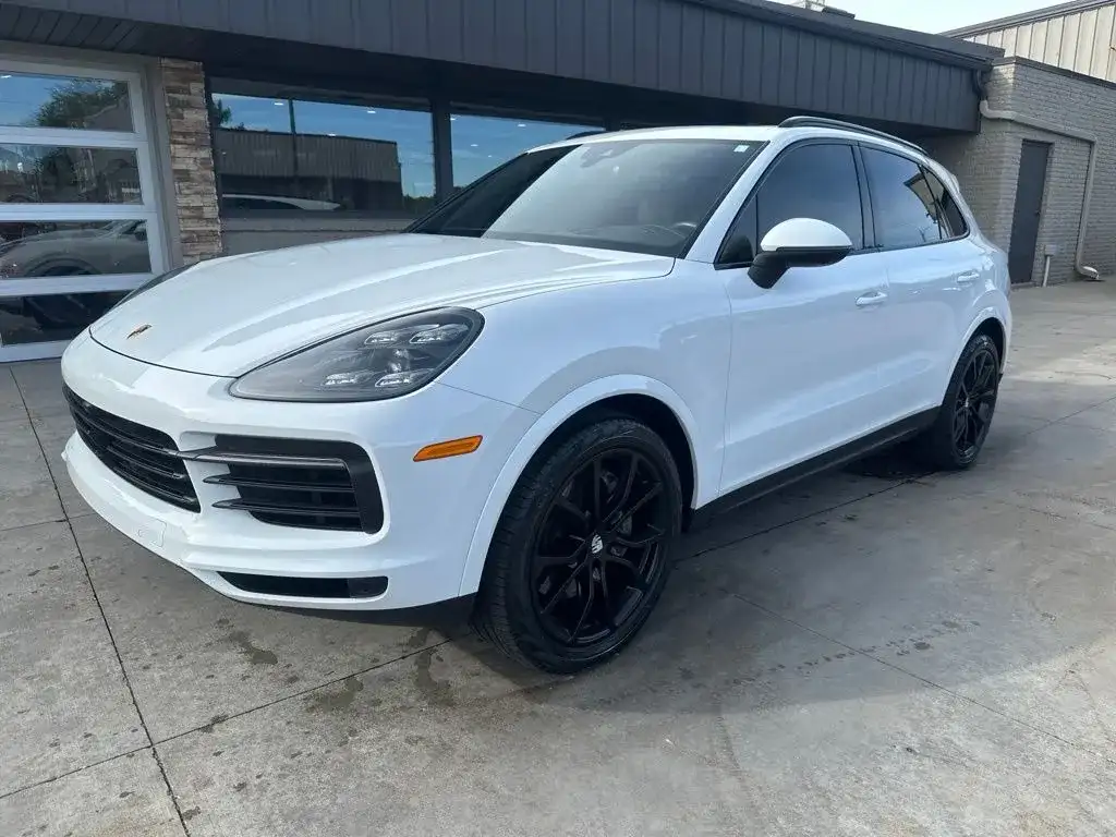 2019 Porsche Cayenne S's photo