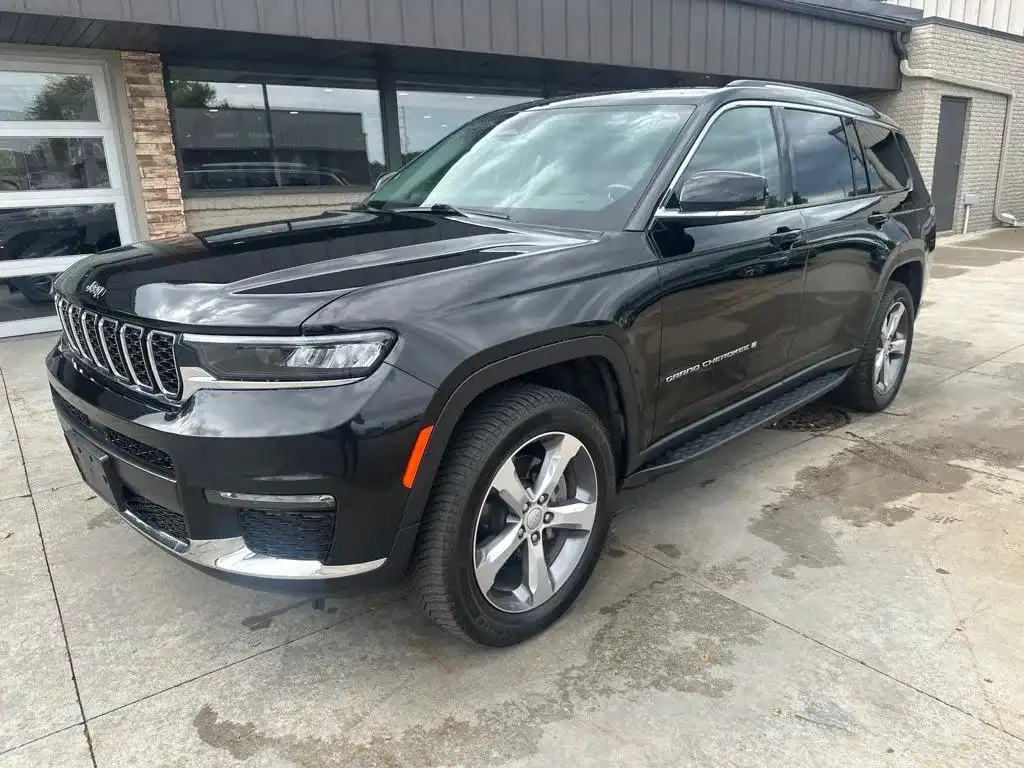 2021 Jeep Grand Cherokee L Limited's photo