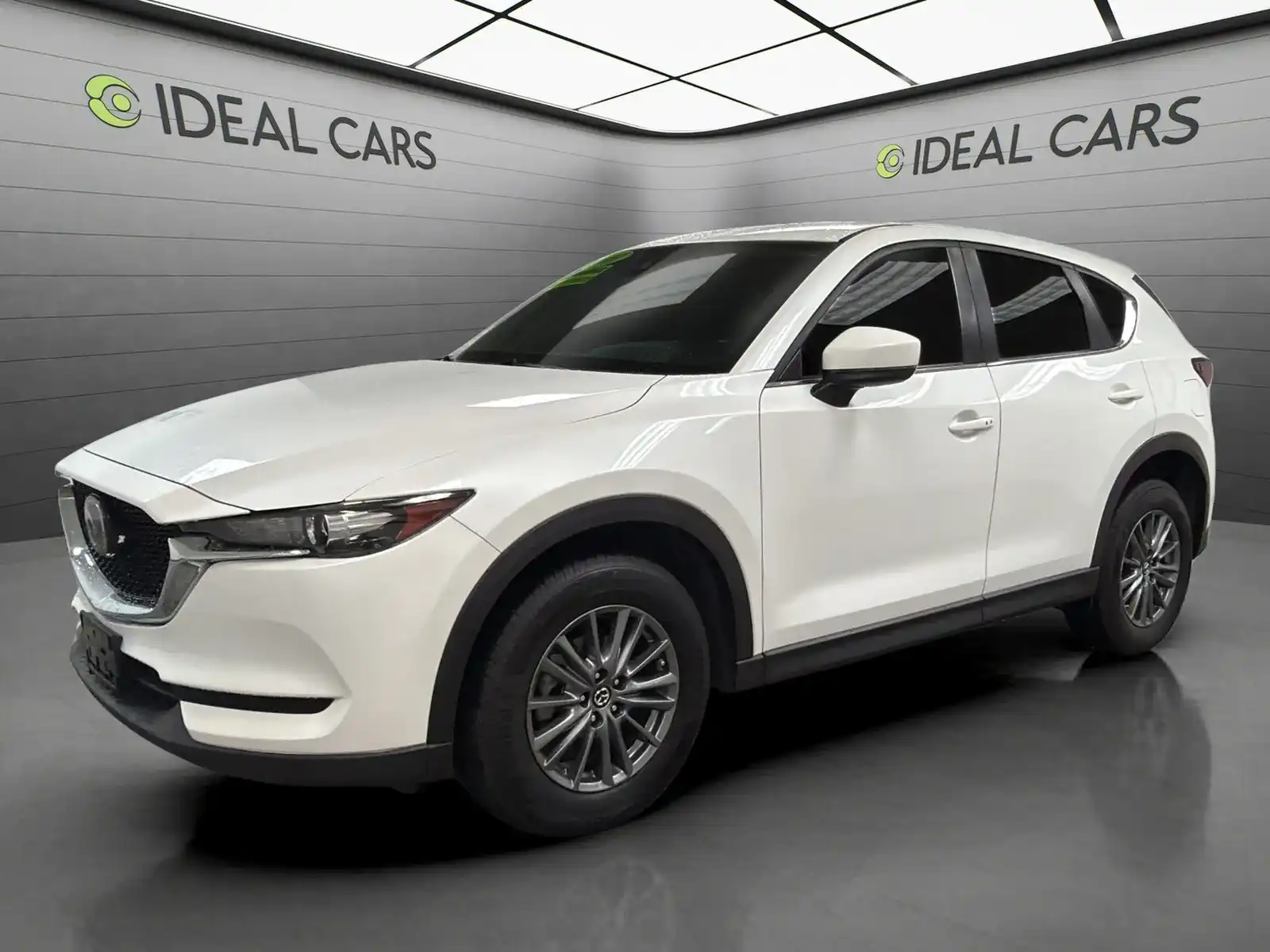 2019 Mazda CX-5 Touring Auto's photo