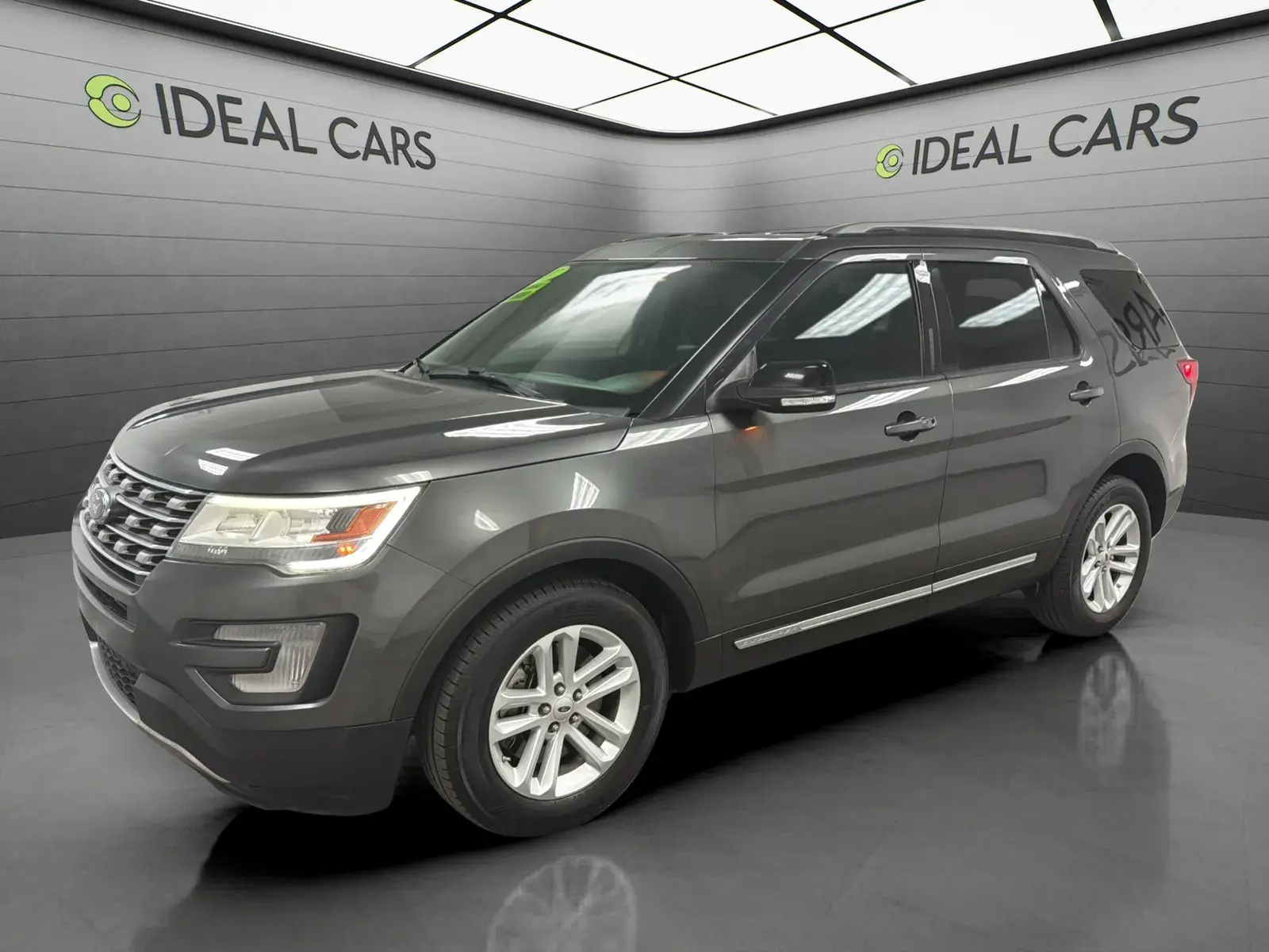 Vehicle Image 1