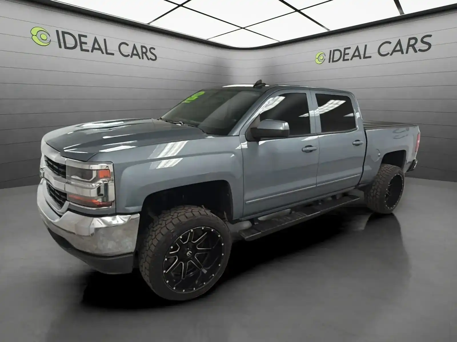 2016 Chevrolet Silverado 1500 LT Crew Cab Short Box's photo