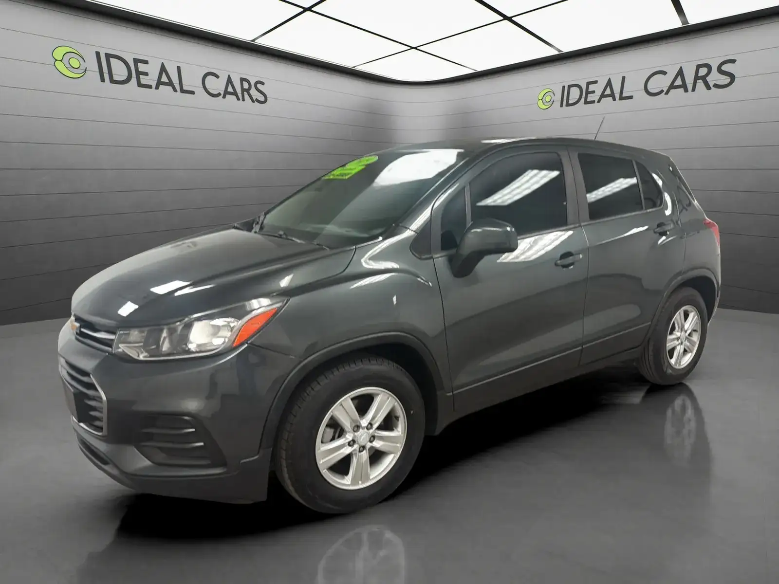 2019 Chevrolet Trax LS's photo