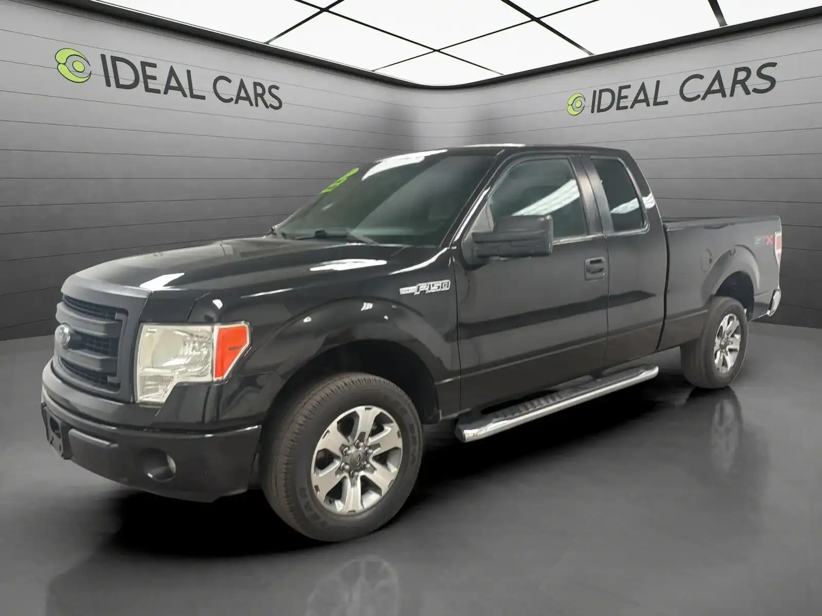 2013 Ford F-150 STX SuperCab 145 in's photo