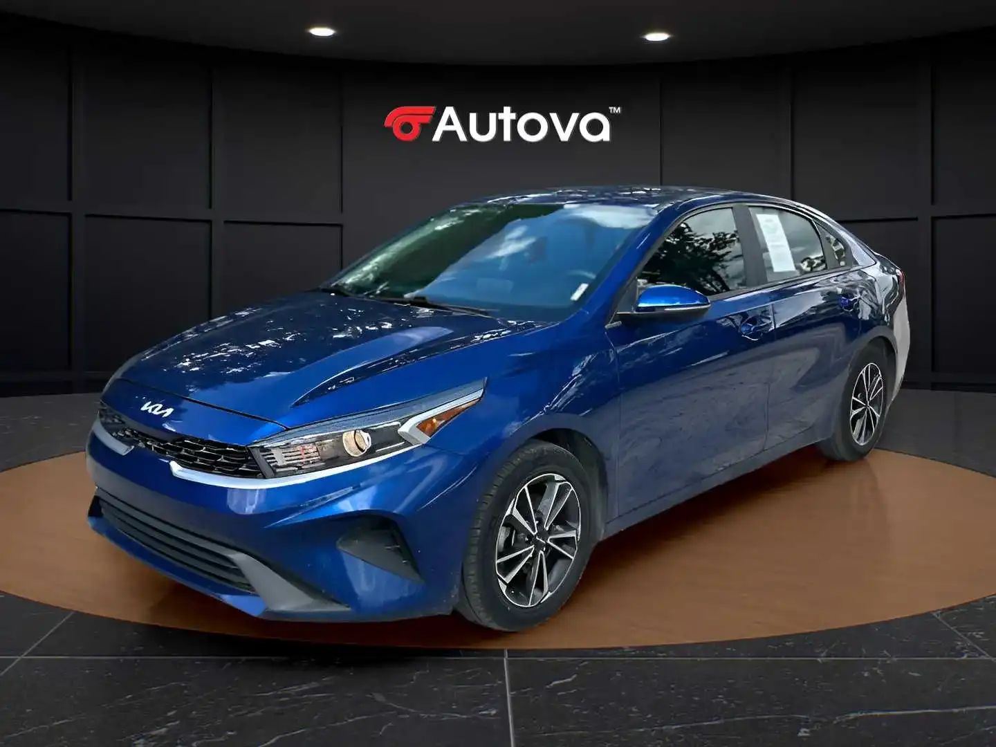 2022 Kia Forte LXS Auto's photo