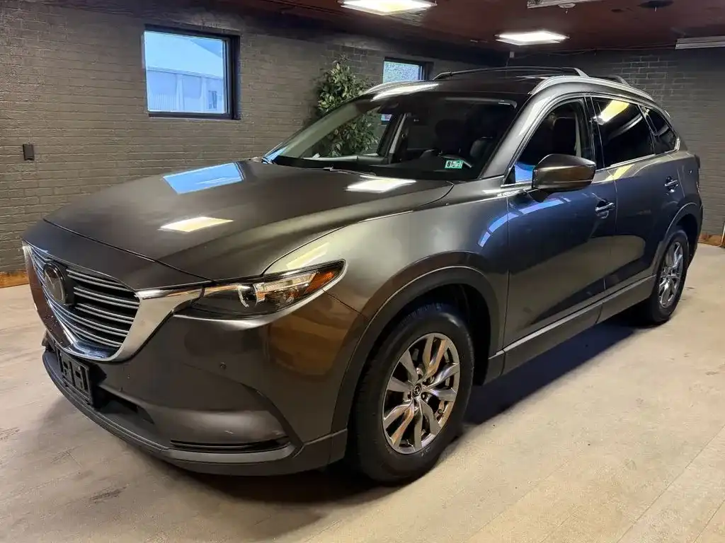 2019 Mazda CX-9 Touring AWD's photo