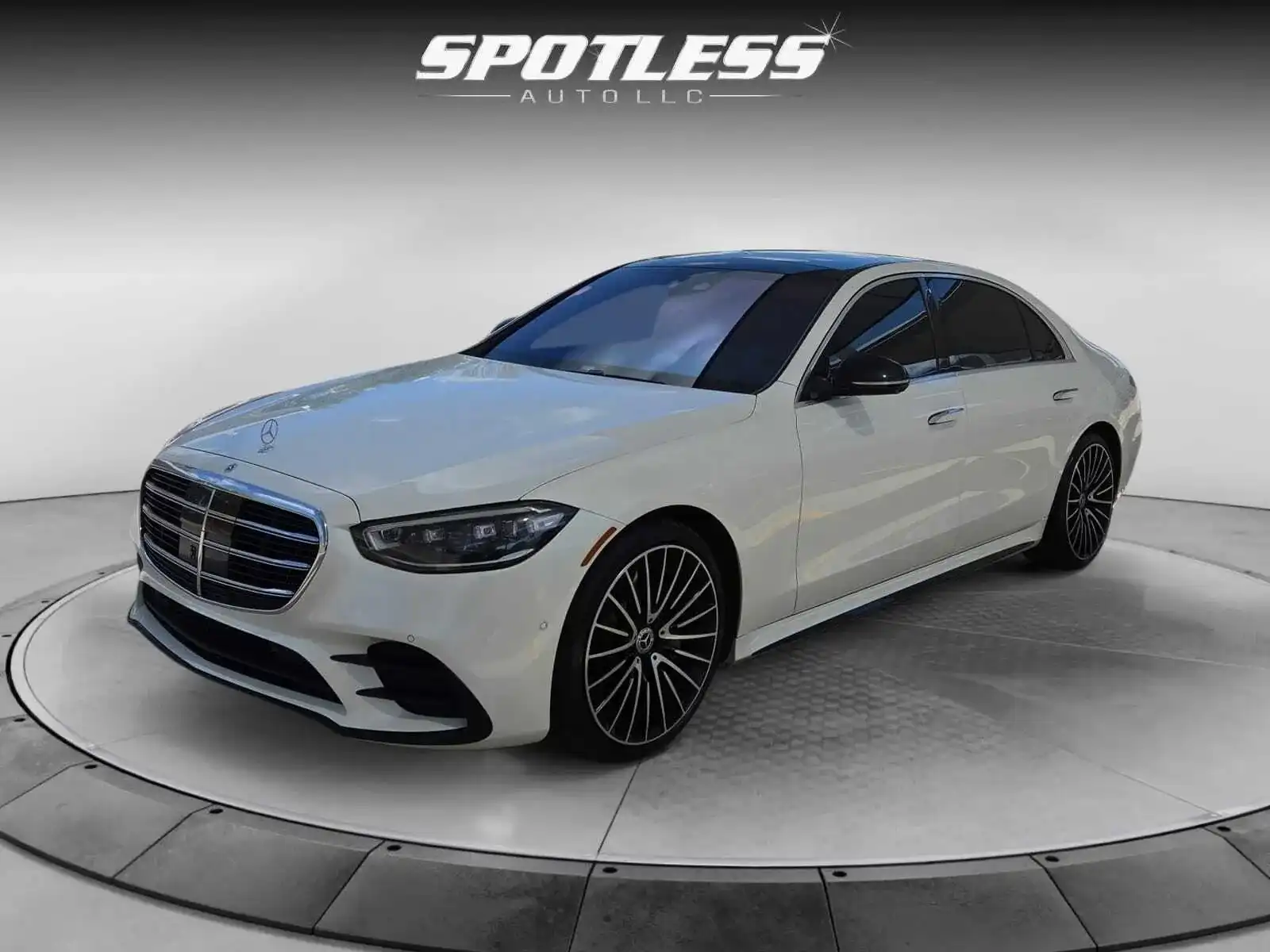 2022 Mercedes-Benz S-Class S580 4MATIC's photo