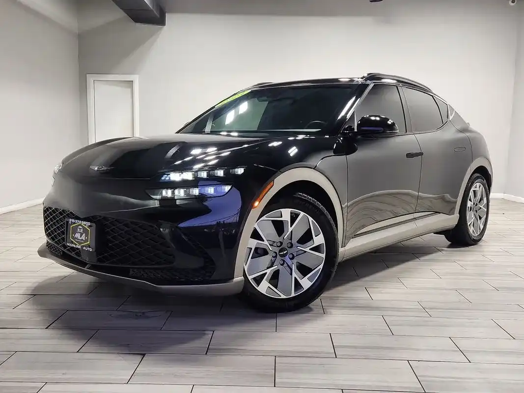 2025 Genesis GV60 GV60 Standard's photo