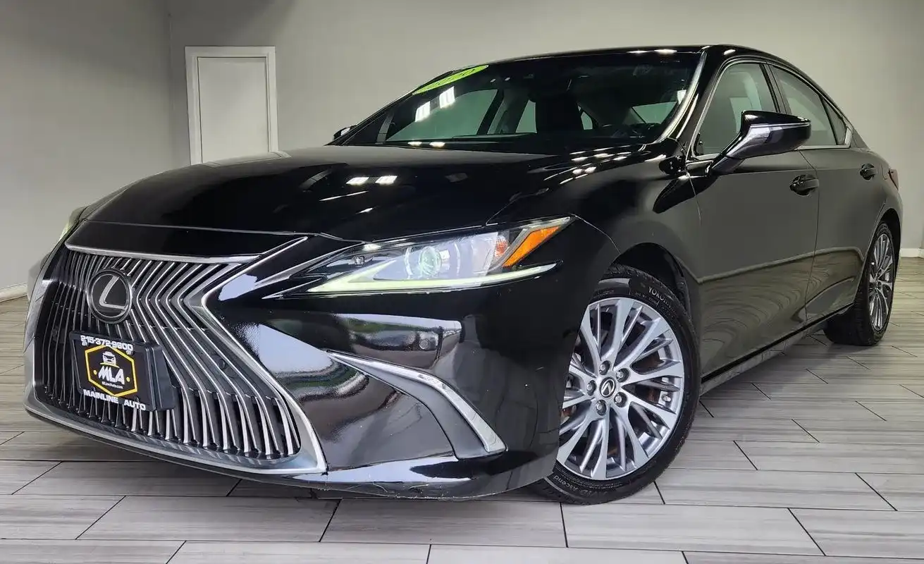 2020 Lexus ES 350 350's photo