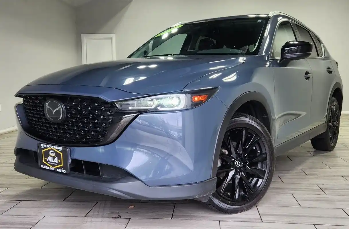 2023 Mazda CX-5 S Carbon Edition Auto AWD's photo