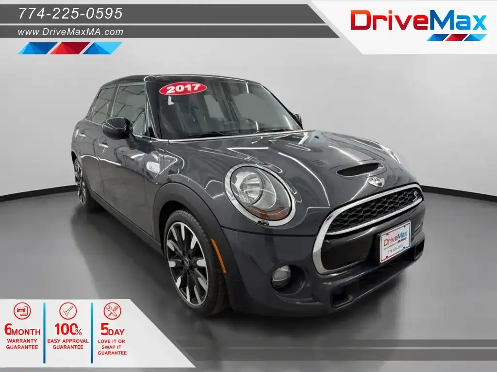 2017 MINI Cooper S 4 Door's photo