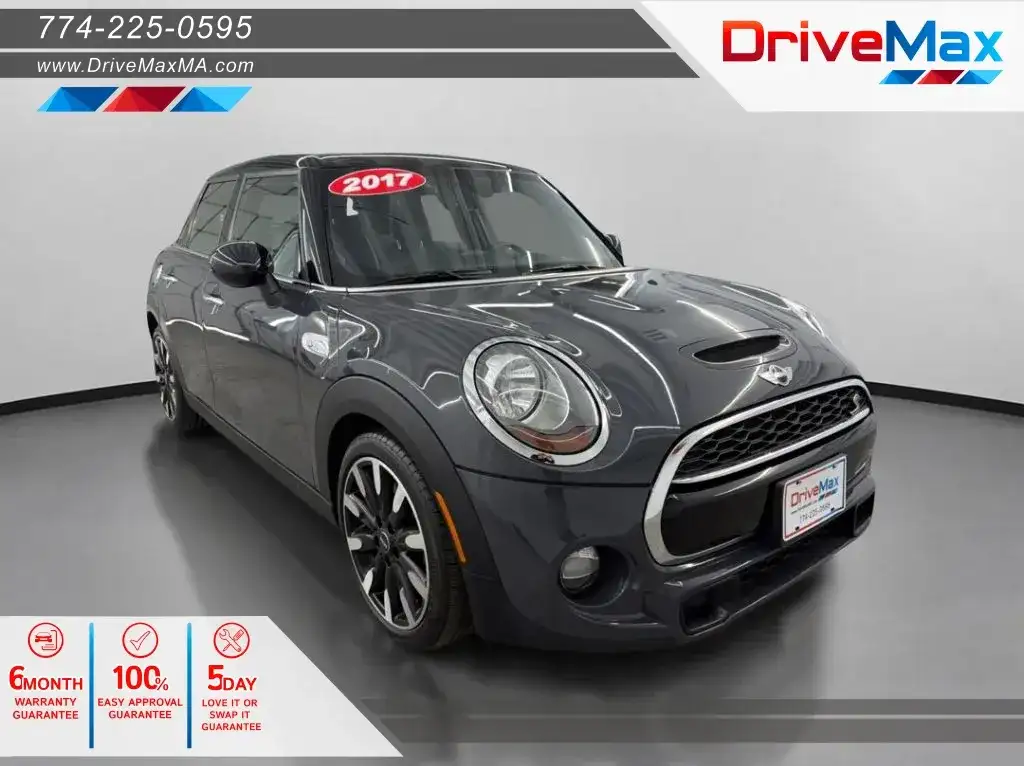 2017 MINI Cooper S 4 Door's photo