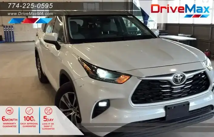 2022 Toyota Highlander XLE 4x4 V6's photo