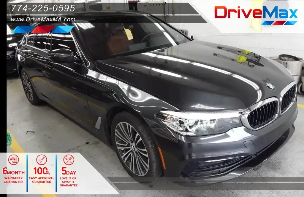 2019 BMW 5 Series 530i xDrive Sedan's photo