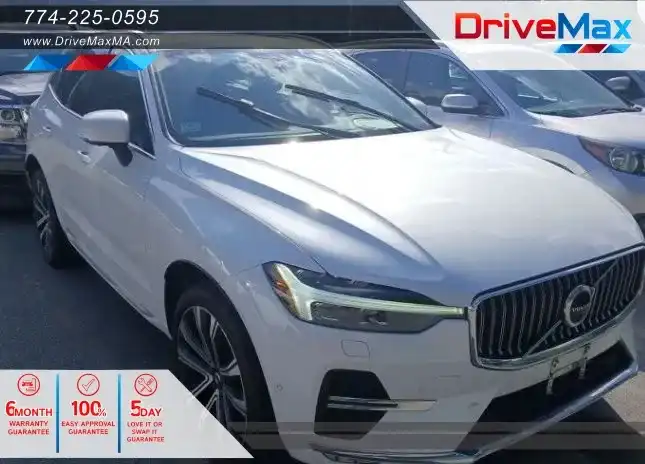 2023 Volvo XC60 B5 Ultimate Bright Theme AWD's photo