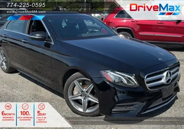 2018 Mercedes-Benz E-Class E300 4MATIC photo 1