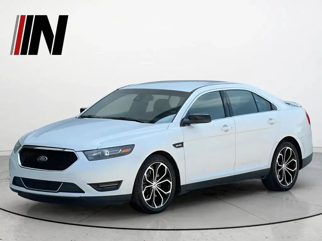 2018 Ford Taurus SHO AWD's photo