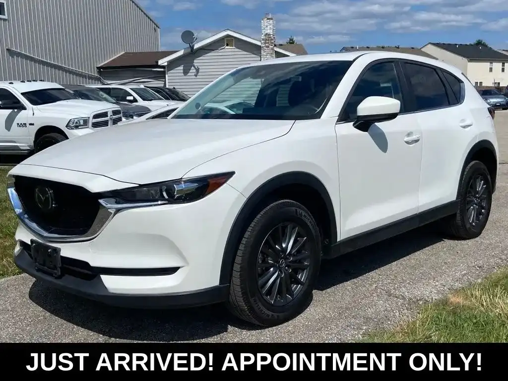 2019 Mazda CX-5 Touring Auto's photo