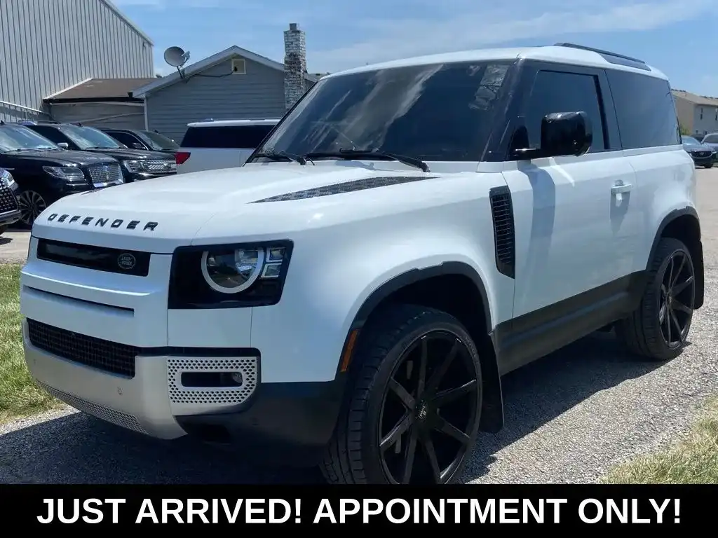 2021 Land Rover Defender S's photo