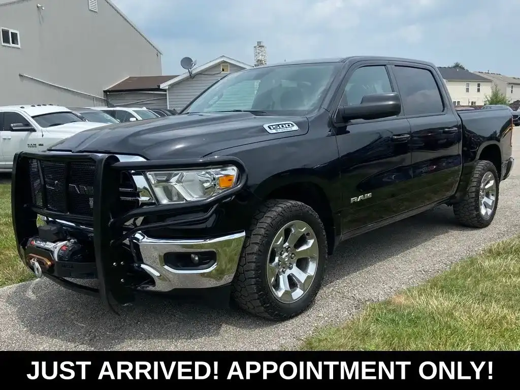 2022 RAM 1500 Big Horn/Lone Star 4x4 Crew Cab 5'7's photo