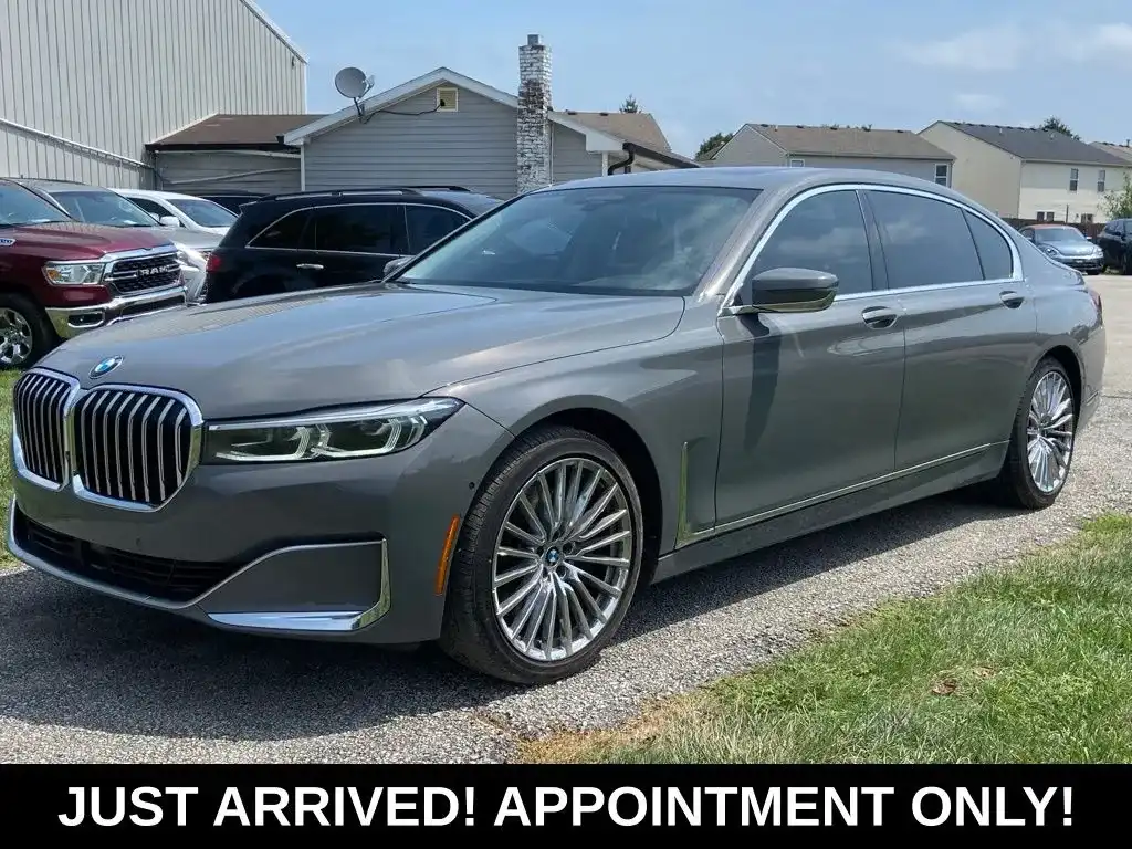 2021 BMW 7 Series 750i xDrive's photo