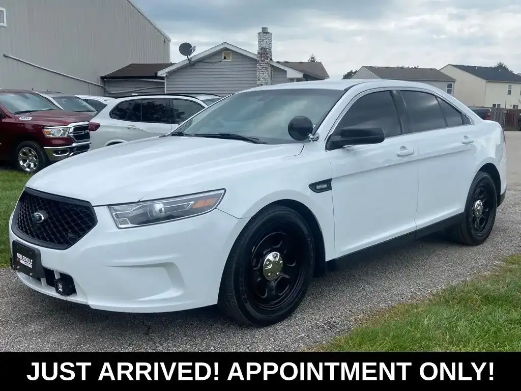 2016 Ford Taurus Sedan Police Interceptor's photo