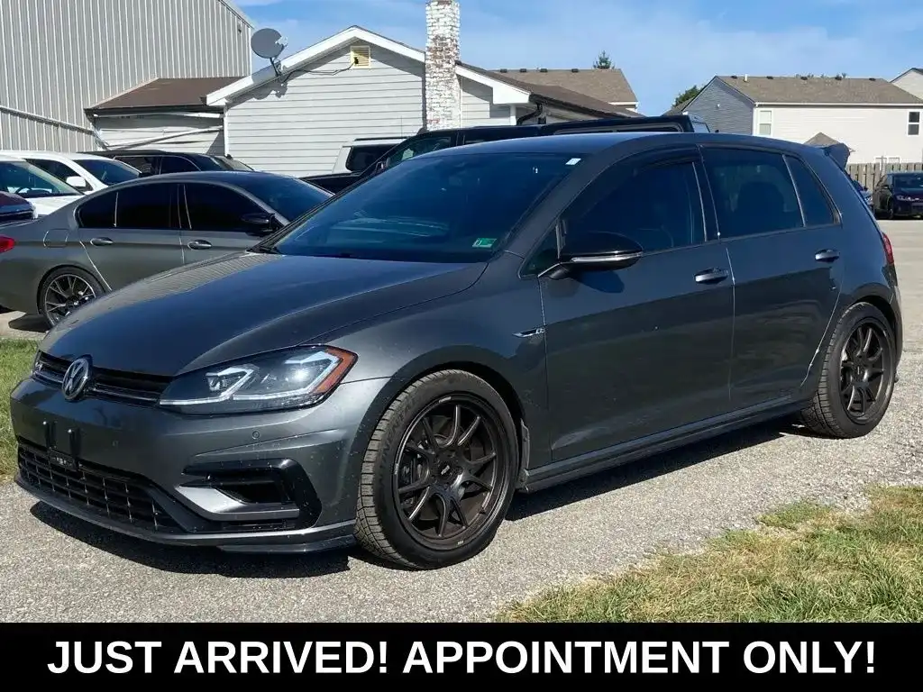 2019 Volkswagen Golf R with DCC and Navigation 4-Door DSG's photo