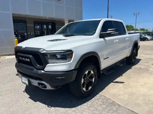 2020 RAM 1500 Rebel 4x4 Crew Cab 5'7's photo