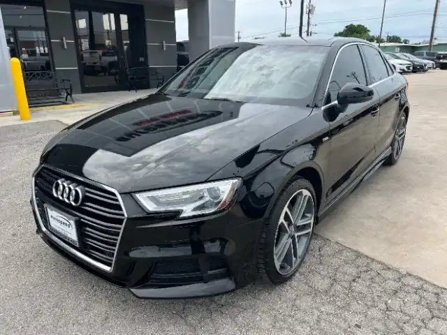 2018 Audi A3 2.0T FWD S tronic Premium Plus's photo