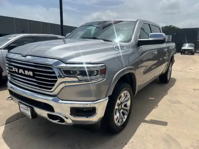 2019 RAM 1500 Longhorn 4x4 Crew Cab 5'7's photo