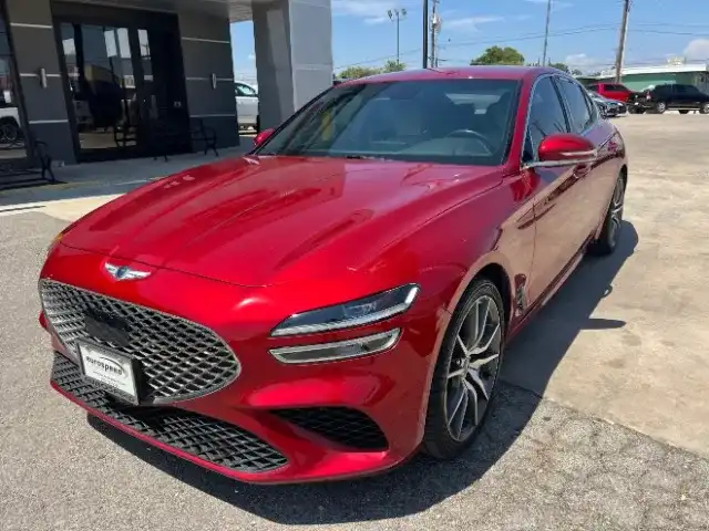 2023 Genesis G70 2.0T Standard's photo