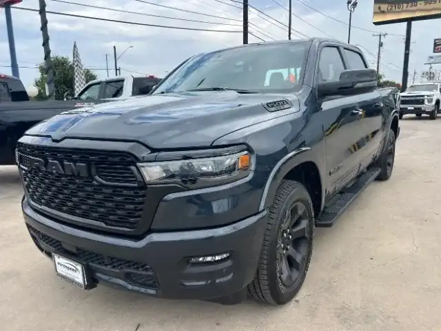 2025 RAM 1500 Big Horn/Lone Star 4WD Crew Cab 5'7's photo