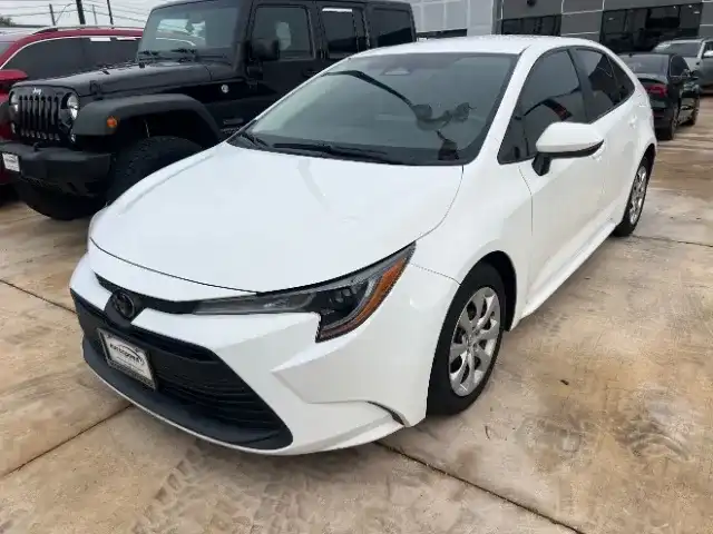 2023 Toyota Corolla LE CVT's photo