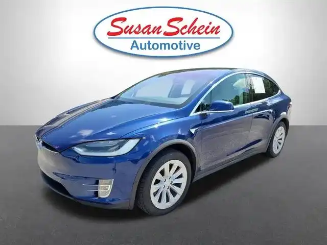 2017 Tesla Model X 90D's photo