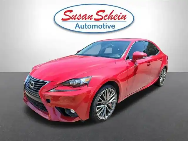 2016 Lexus IS 350 200t's photo