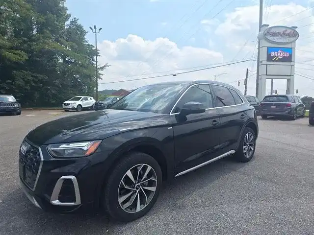 2024 Audi Q5 45 Premium Plus's photo