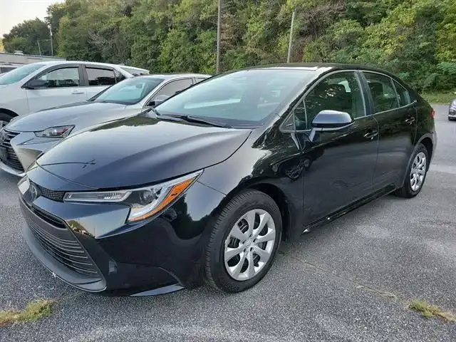 2026 Toyota Corolla LE CVT's photo