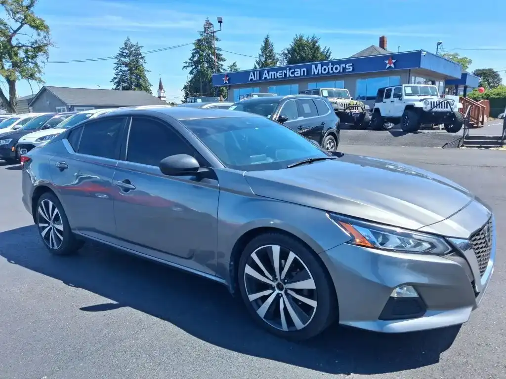 2020 Nissan Altima 2.5 SR AWD's photo