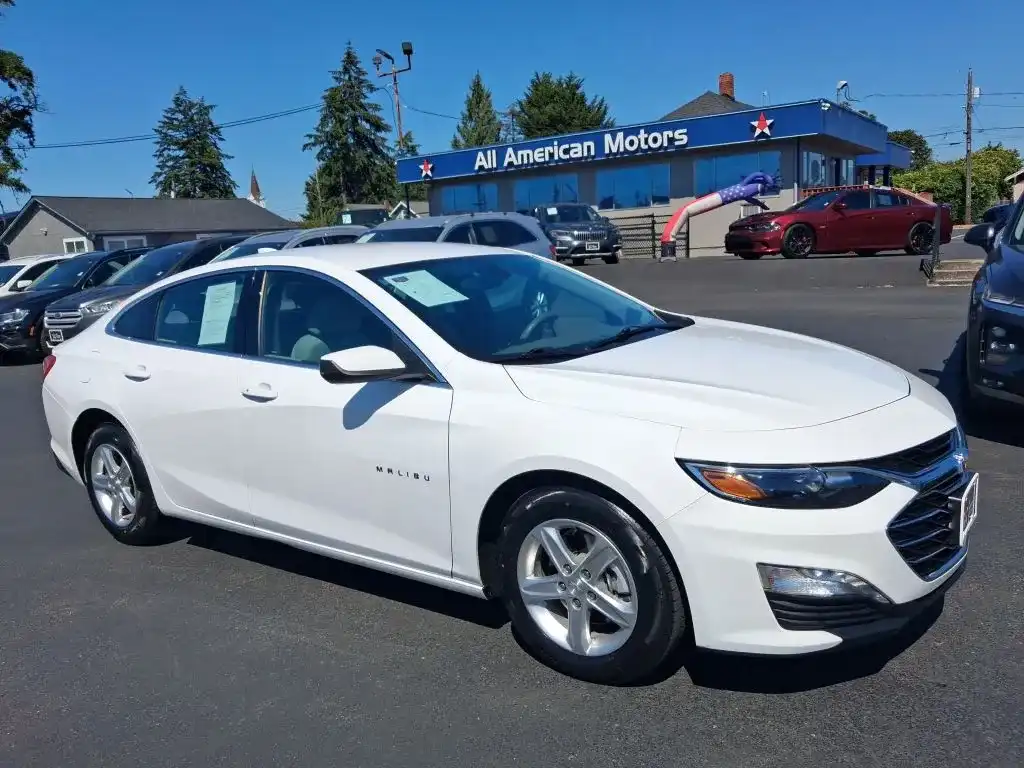 2022 Chevrolet Malibu 1LT's photo