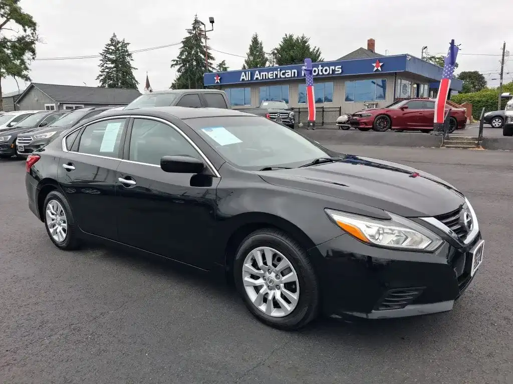 2016 Nissan Altima 2.5 S's photo
