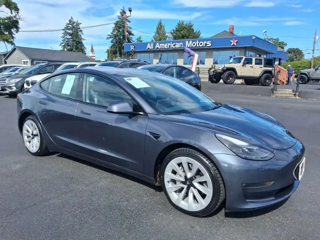 2022 Tesla Model 3 Long Range's photo