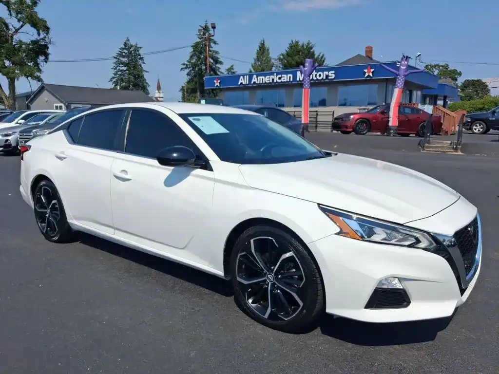 2021 Nissan Altima 2.5 SR's photo